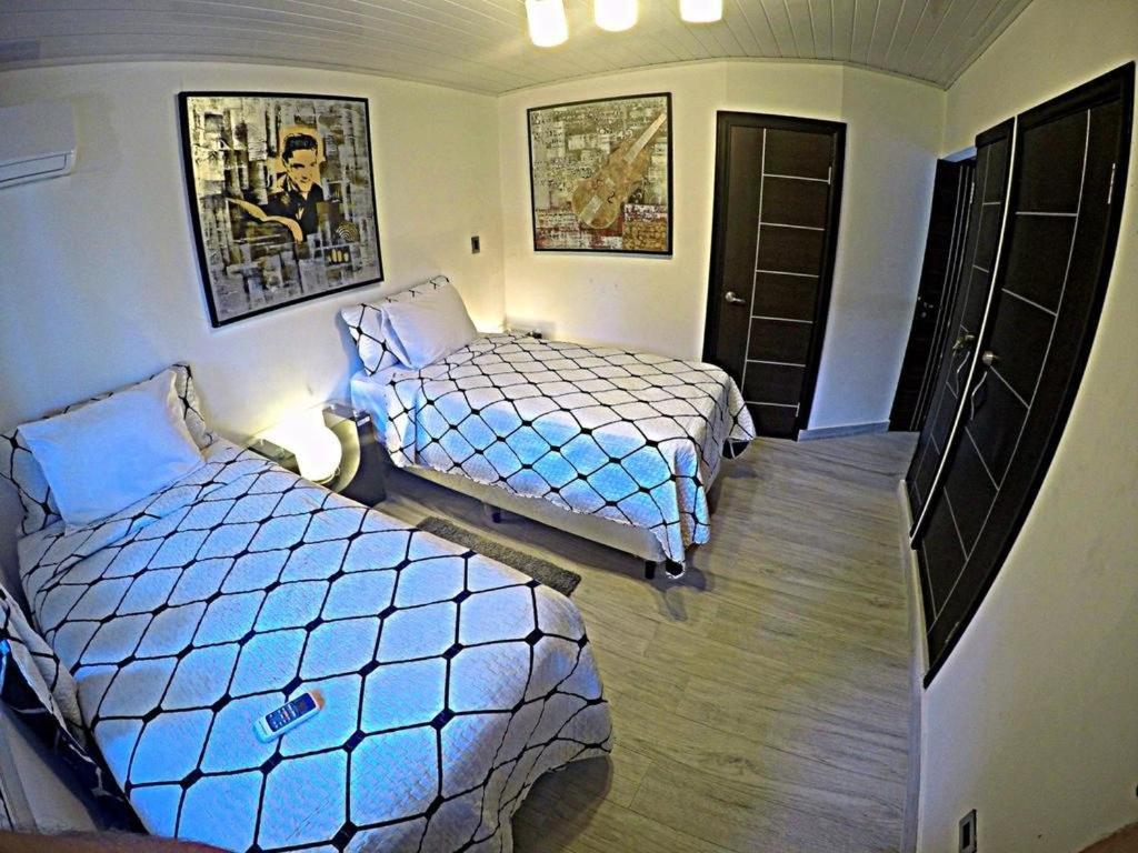 La Romantica Bed & Breakfast Contadora Island Exterior photo